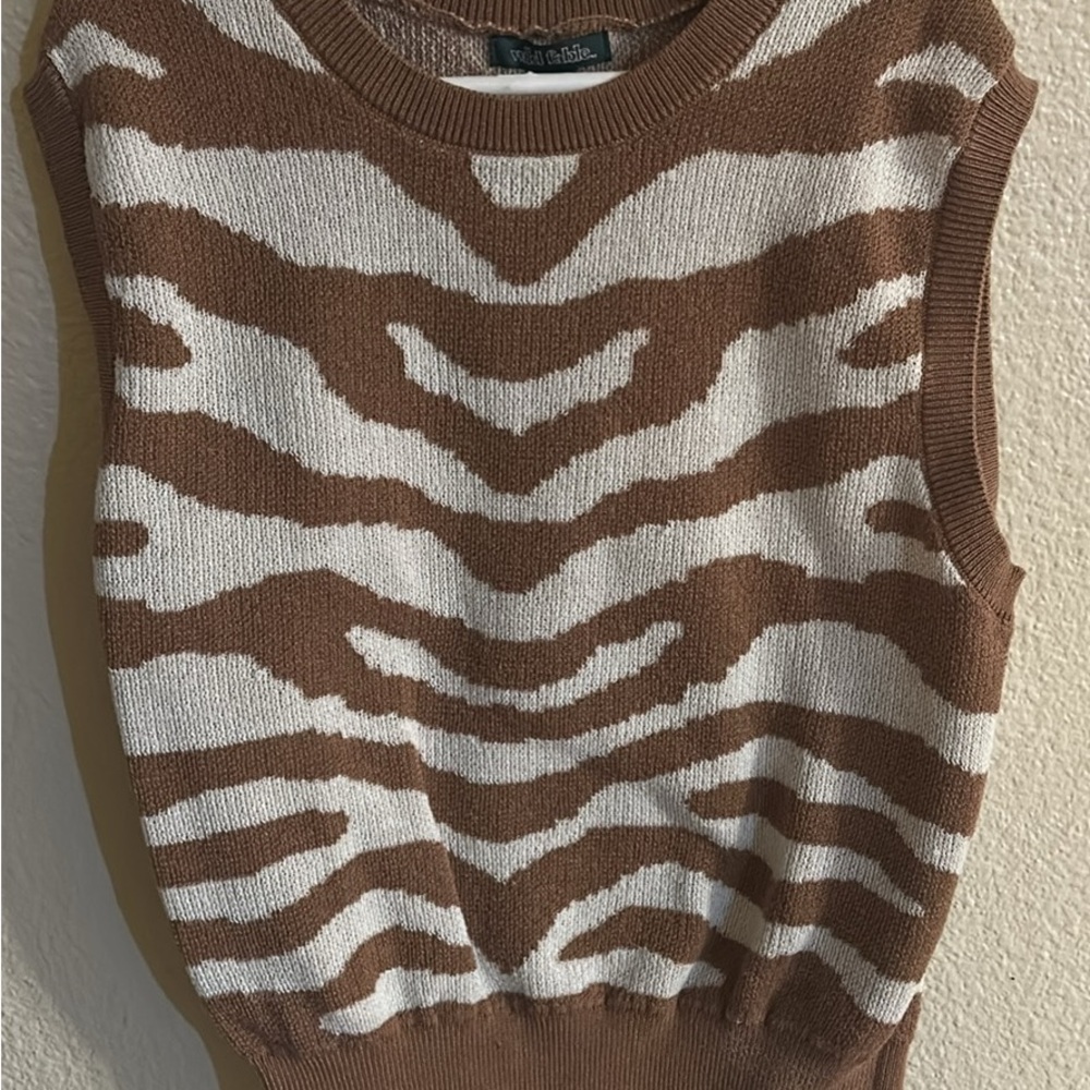 Wild Fable Zebra Pattern Sweater Vest - Brown and White